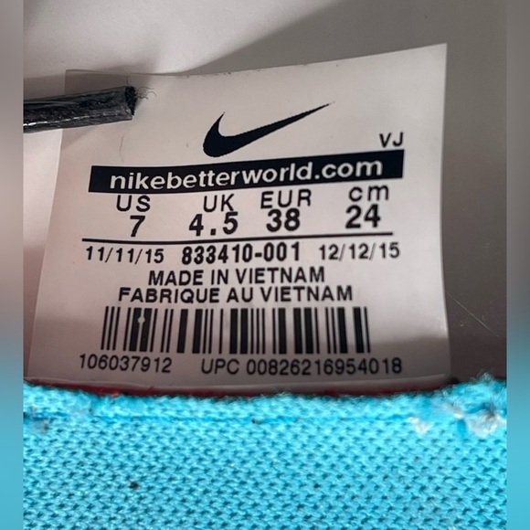 Nike Free Transformer Flyknit Running Shoe Size 7 Black / Blue - Picture 6 of 6